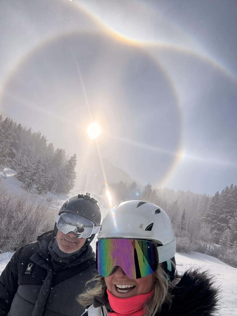 ice crystals make solar optical phenomena